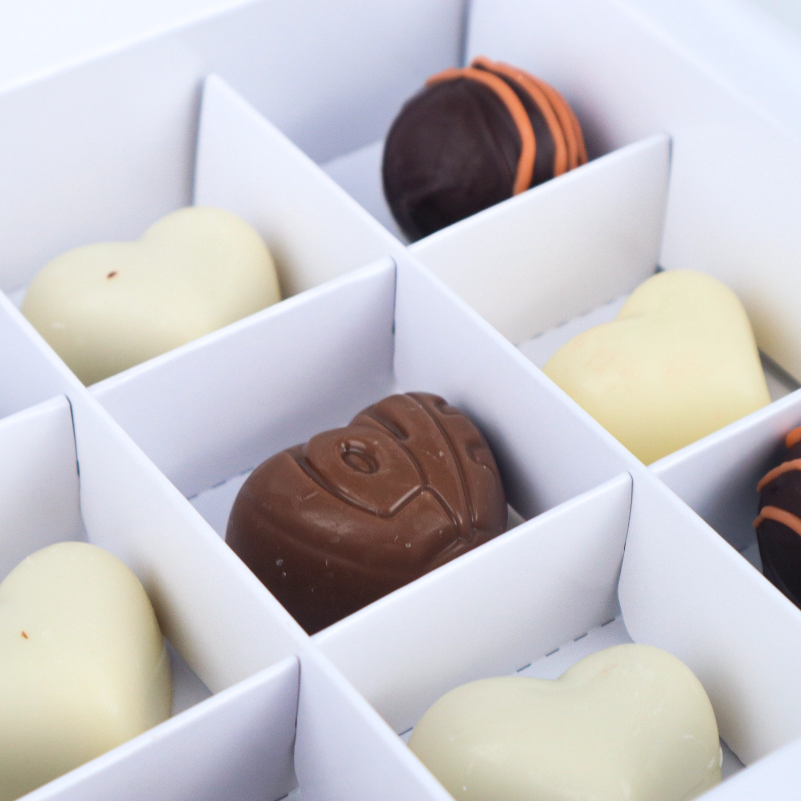 SPC2943_2_9 Choc Criss Cross Dividers